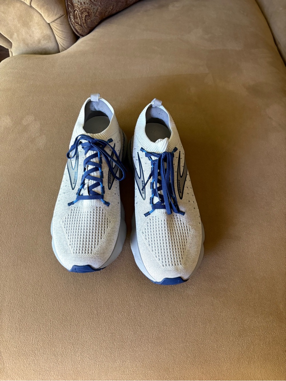 Brooks Glycerin Men's White and Blue Athletic Running Shoes